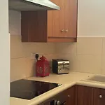 Apartment Beautiful Seaview - 3 Min Walk To