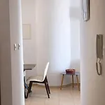 Seaview In - 2 Bdr - 2 Min Walk To Apartament *