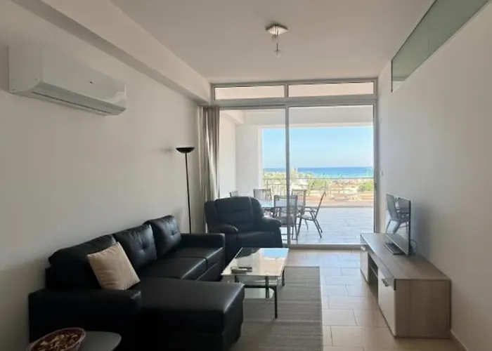 Апартаменты Beautiful Seaview - 3 Min Walk To *