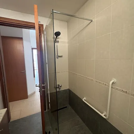 Beautiful Seaview - 3 Min Walk To