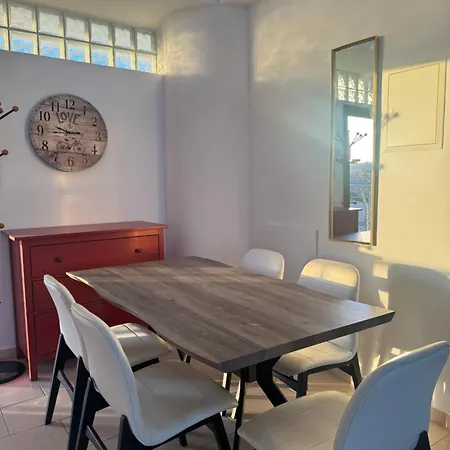 Beautiful Seaview - 3 Min Walk To Ларнака