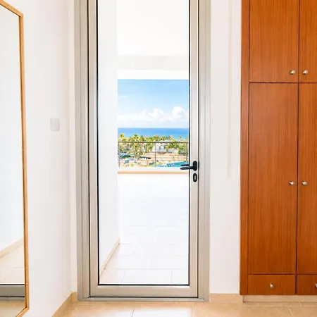 Seaview In - 2 Bdr - 2 Min Walk To דירה *
