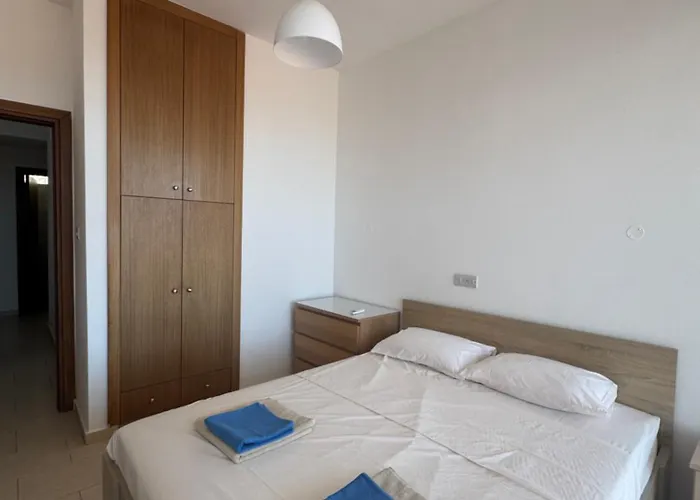 Beautiful Seaview - 3 Min Walk To Ларнака