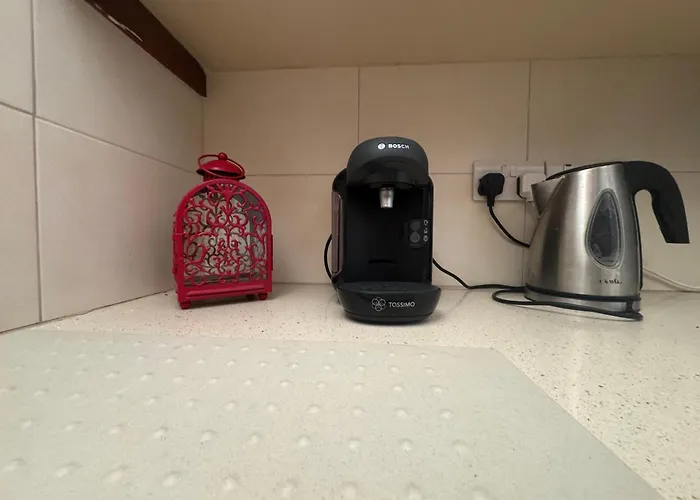 Beautiful Seaview - 3 Min Walk To