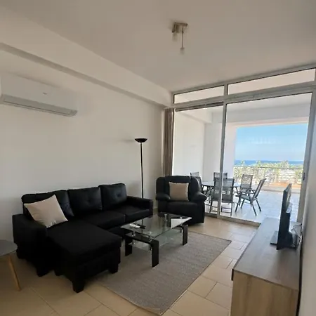 Beautiful Seaview - 3 Min Walk To Apartamento